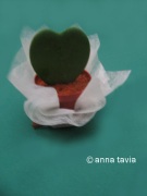 Heart Shaped Leaf Wedding Favor Door Gift